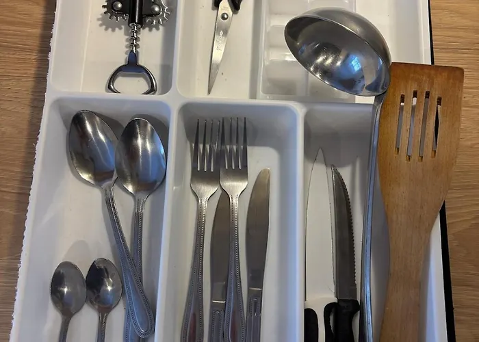 Cozy Downtown 2 Twin Or 1 Double Bed *